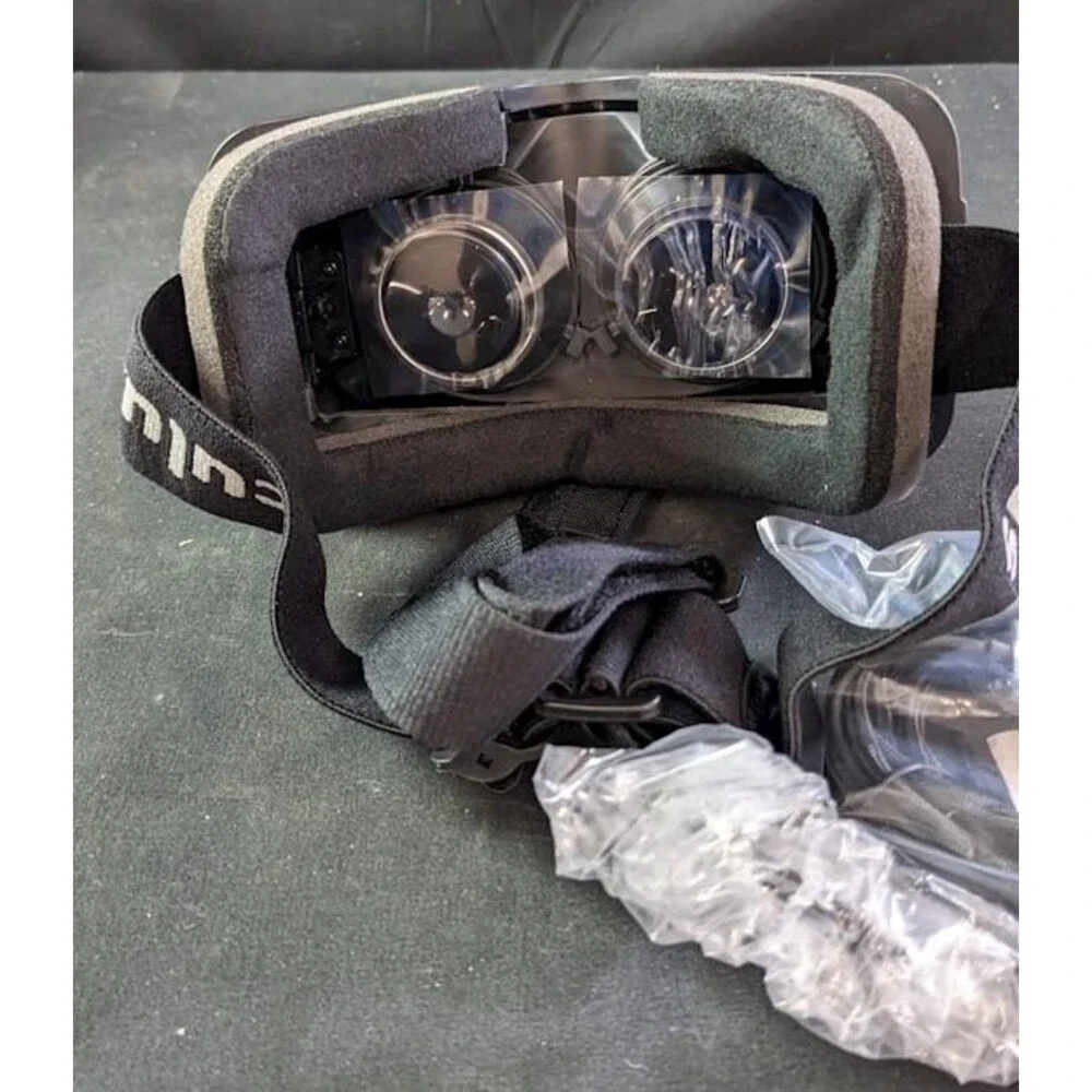 DK2 development virtual reality kit 2, Headset For those who wish to make VR